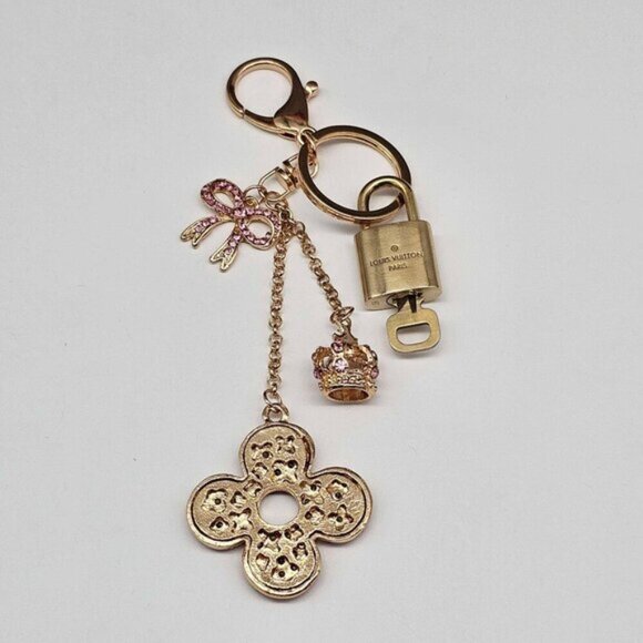 Authentic Louis Vuitton Lock & Key with unbranded Bagcharm, Keycharm, Keychain - Picture 3 of 9
